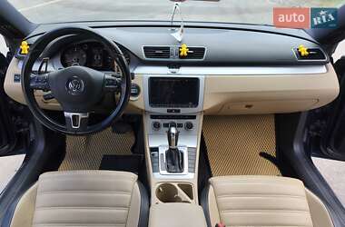 Купе Volkswagen CC / Passat CC 2015 в 