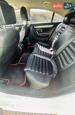 Купе Volkswagen CC / Passat CC 2016 в 