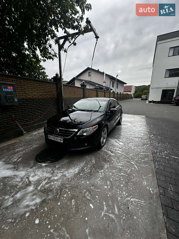 Купе Volkswagen CC / Passat CC 2010 в Тячеве