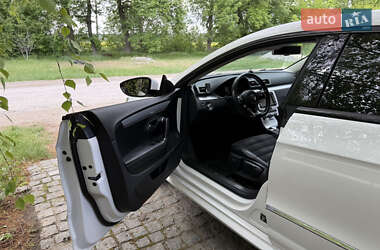 Купе Volkswagen CC / Passat CC 2012 в 
