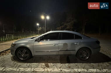 Купе Volkswagen CC / Passat CC 2009 в 