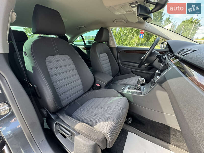Купе Volkswagen CC / Passat CC 2012 в Хмельницком