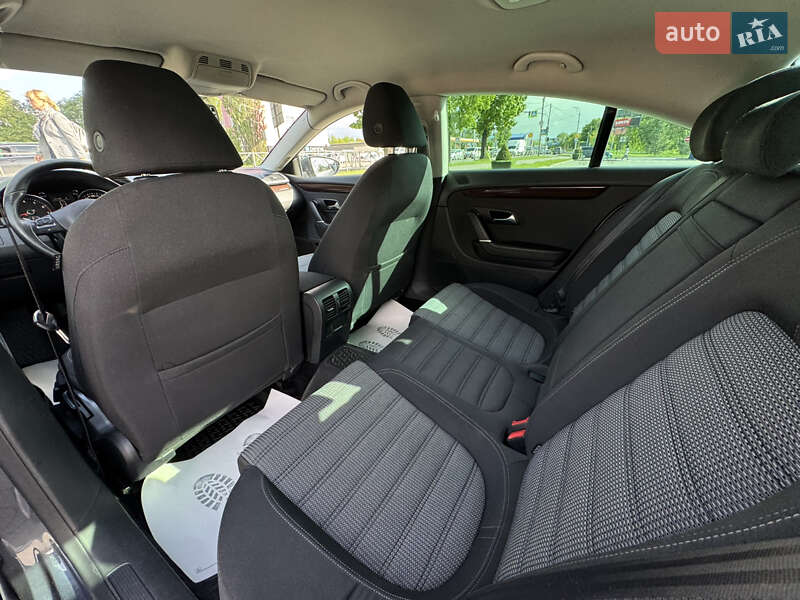 Купе Volkswagen CC / Passat CC 2012 в Хмельницком