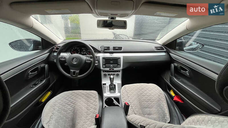 Купе Volkswagen CC / Passat CC 2014 в Киеве