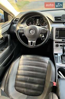 Купе Volkswagen CC / Passat CC 2012 в 