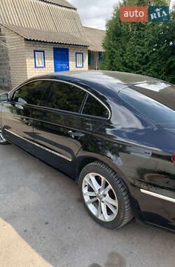Купе Volkswagen CC / Passat CC 2013 в 
