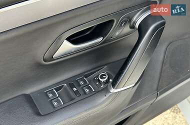 Купе Volkswagen CC / Passat CC 2015 в 