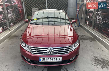 Купе Volkswagen CC / Passat CC 2014 в 