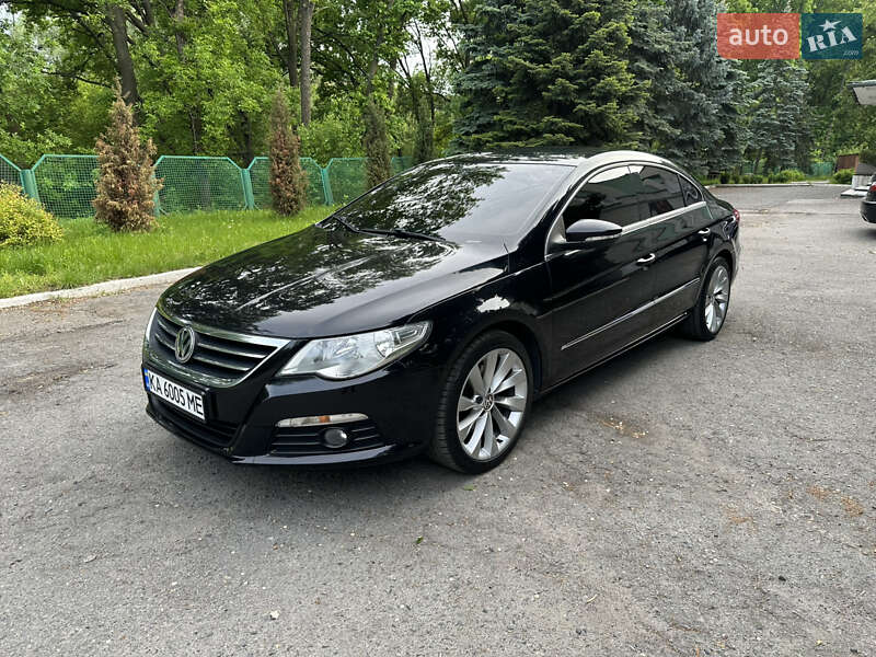 Купе Volkswagen CC / Passat CC 2009 в 