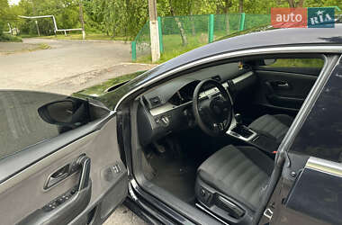 Купе Volkswagen CC / Passat CC 2009 в 