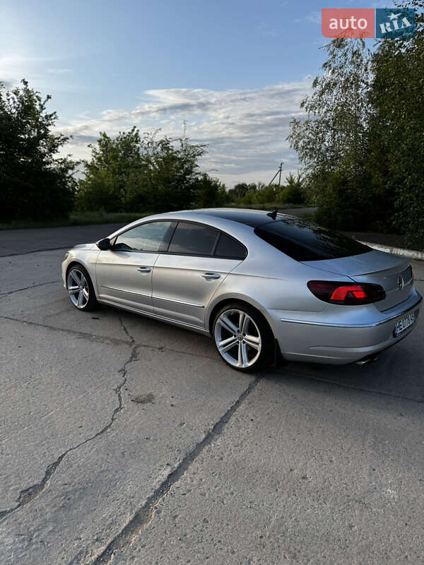 Купе Volkswagen CC / Passat CC 2012 в Южноукраїнську