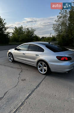 Купе Volkswagen CC / Passat CC 2012 в 