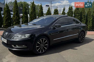 Купе Volkswagen CC / Passat CC 2012 в Києві