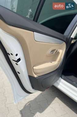 Купе Volkswagen CC / Passat CC 2012 в 