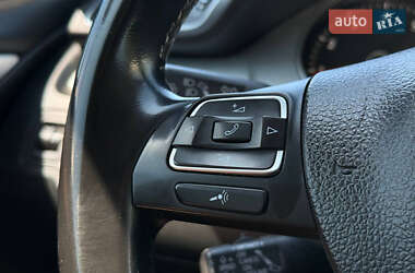 Купе Volkswagen CC / Passat CC 2012 в 