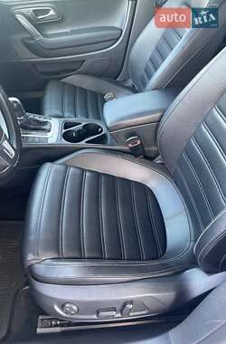 Купе Volkswagen CC / Passat CC 2013 в 