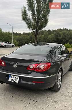 Купе Volkswagen CC / Passat CC 2011 в 