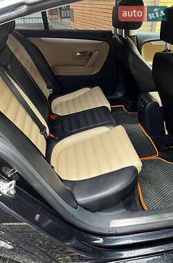 Купе Volkswagen CC / Passat CC 2012 в 
