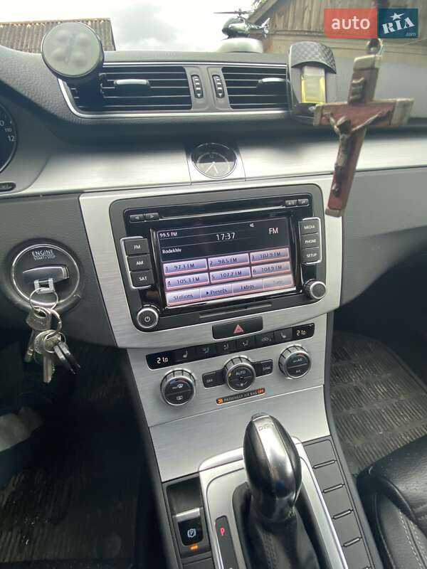 Купе Volkswagen CC / Passat CC 2013 в Радехове фото 10 Купе Volkswagen CC / Passat CC 2013 в Радехове