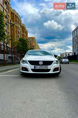 Купе Volkswagen CC / Passat CC 2011 в 