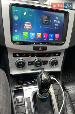 Купе Volkswagen CC / Passat CC 2013 в 