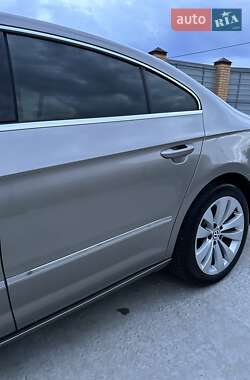 Купе Volkswagen CC / Passat CC 2013 в 