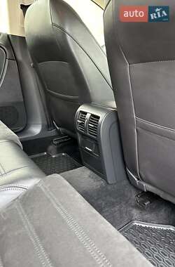Купе Volkswagen CC / Passat CC 2013 в 