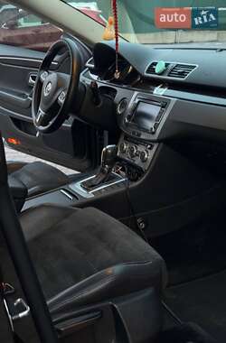 Купе Volkswagen CC / Passat CC 2012 в 