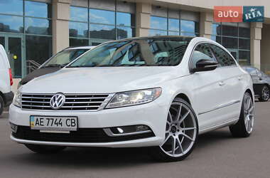 Купе Volkswagen CC / Passat CC 2012 в 