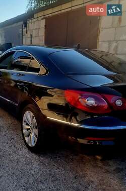 Купе Volkswagen CC / Passat CC 2008 в 