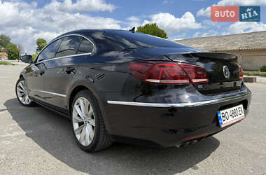 Купе Volkswagen CC / Passat CC 2012 в 