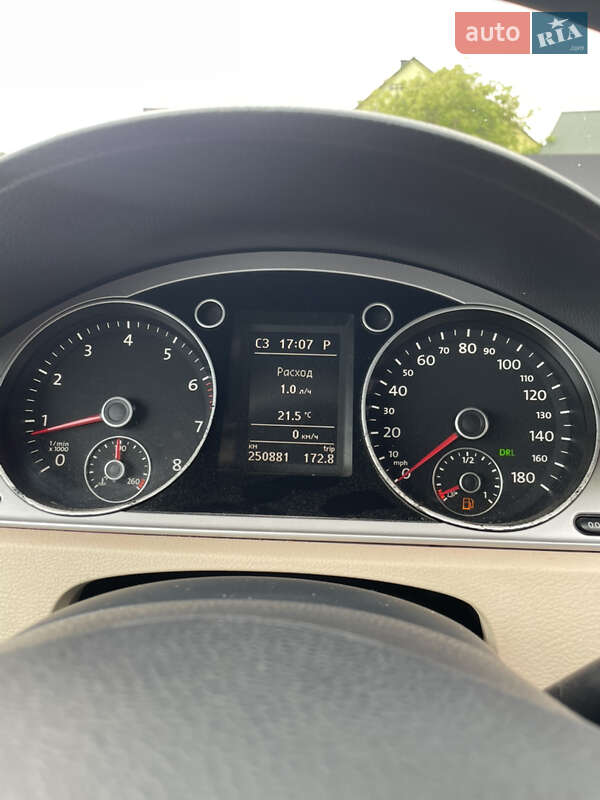 Купе Volkswagen CC / Passat CC 2011 в Рава-Руській
