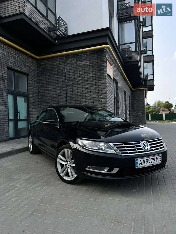 Купе Volkswagen CC / Passat CC 2012 в 