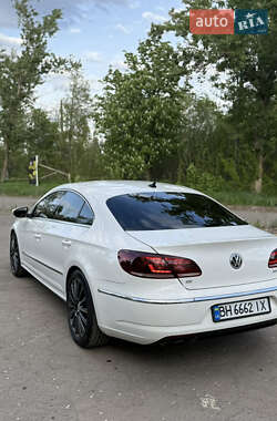 Купе Volkswagen CC / Passat CC 2012 в 