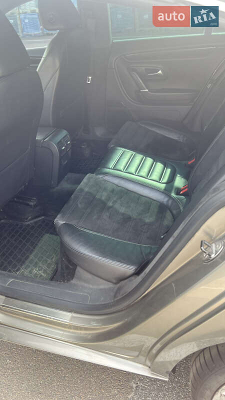 Купе Volkswagen CC / Passat CC 2010 в Золотоноше