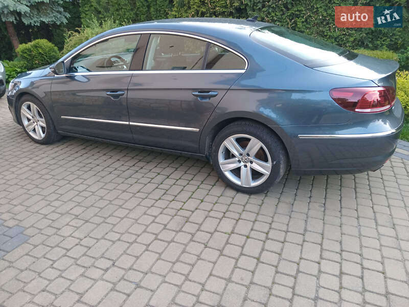 Купе Volkswagen CC / Passat CC 2013 в Львове