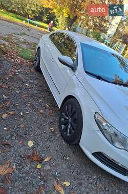 Купе Volkswagen CC / Passat CC 2010 в 