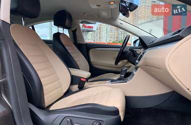 Купе Volkswagen CC / Passat CC 2015 в 