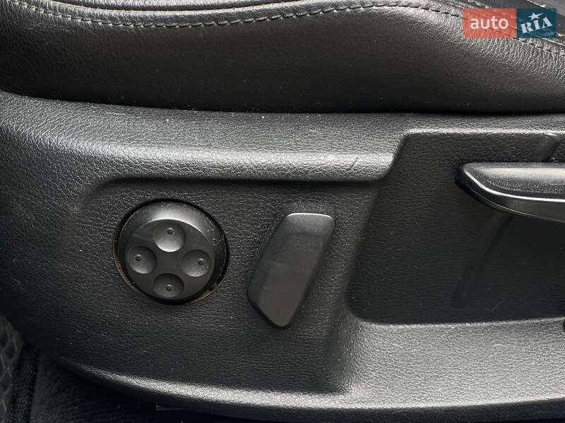Купе Volkswagen CC / Passat CC 2013 в Киеве