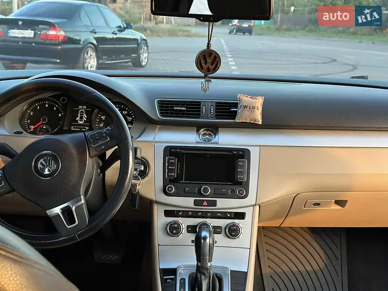 Volkswagen CC / Passat CC 2013 VIN WVWBN7AN0EE516737 фото оголошення 24 з 87