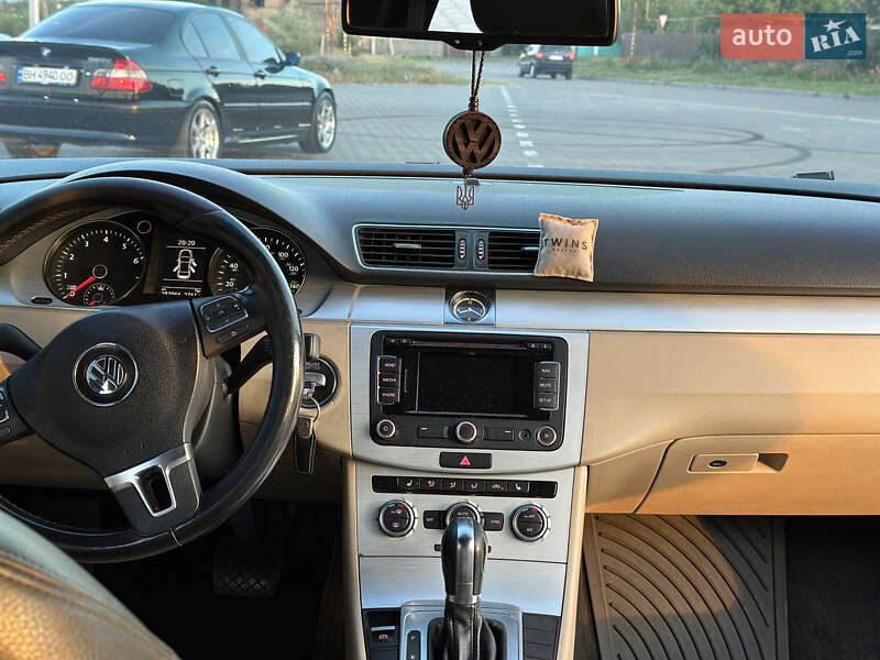 Купе Volkswagen CC / Passat CC 2013 в Ізмаїлі