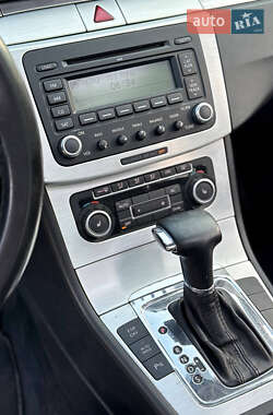 Купе Volkswagen CC / Passat CC 2008 в 