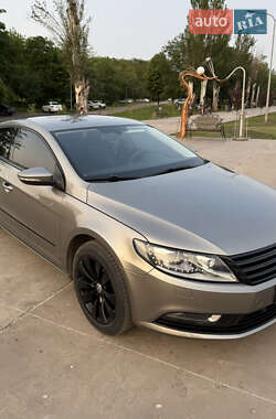 Купе Volkswagen CC / Passat CC 2013 в 