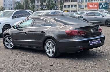 Купе Volkswagen CC / Passat CC 2013 в 