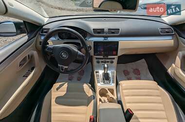 Купе Volkswagen CC / Passat CC 2013 в 