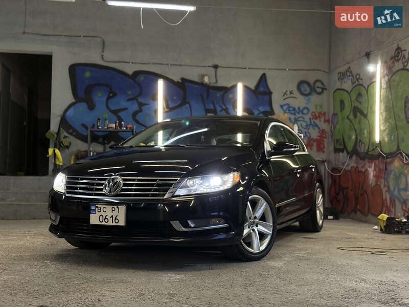 Купе Volkswagen CC / Passat CC 2012 в Львове