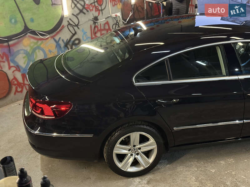 Купе Volkswagen CC / Passat CC 2012 в Львове