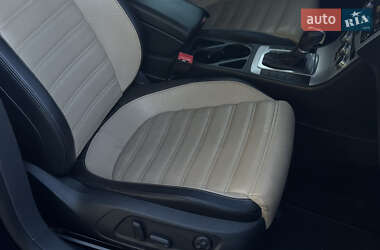 Купе Volkswagen CC / Passat CC 2013 в 