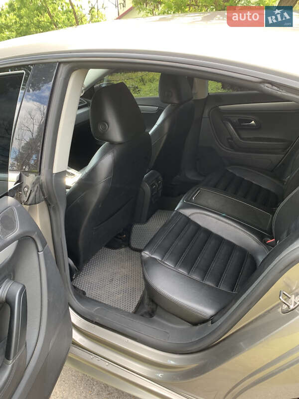 Купе Volkswagen CC / Passat CC 2010 в Харькове