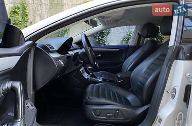 Купе Volkswagen CC / Passat CC 2013 в 